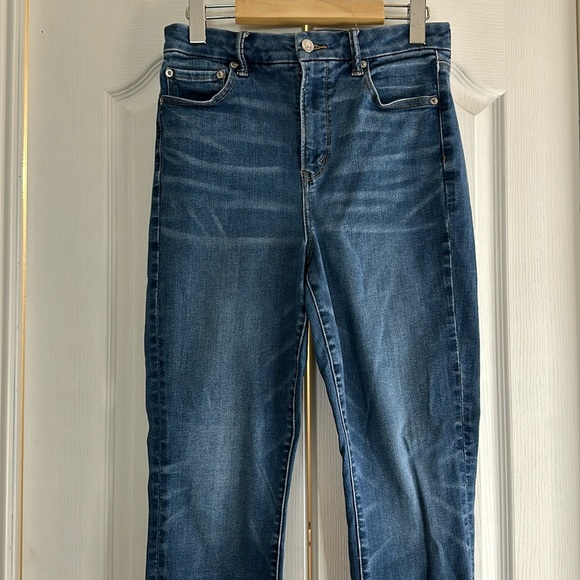 American Eagle Curvy Super Hi-Rise Jegging - Picture 2 of 3